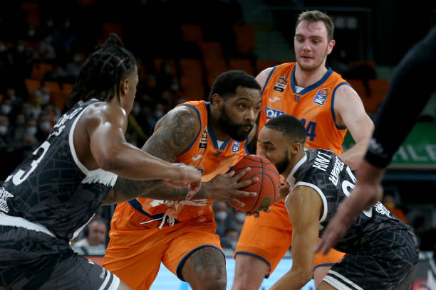 登贝莱等人 登贝莱等人